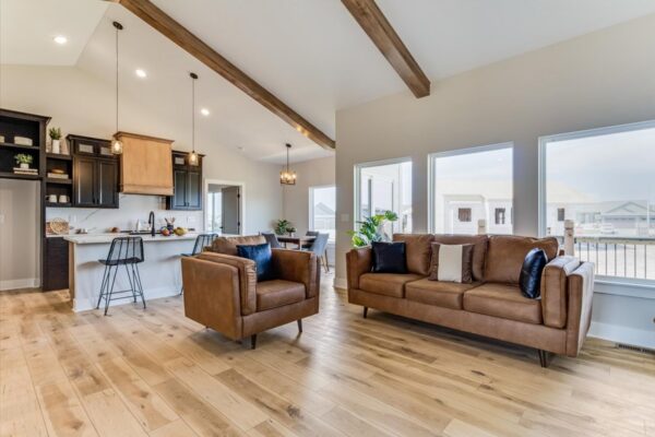 05-5742 N. Edwards Ct-05 05-5742 N. Edwards Ct-05