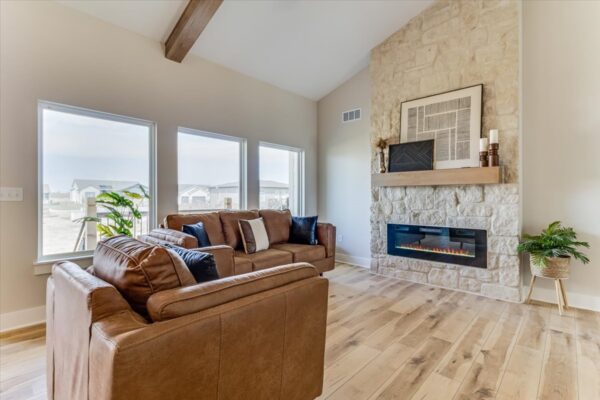 07-5742 N. Edwards Ct-07 07-5742 N. Edwards Ct-07