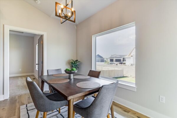 09-5742 N. Edwards Ct-09 09-5742 N. Edwards Ct-09