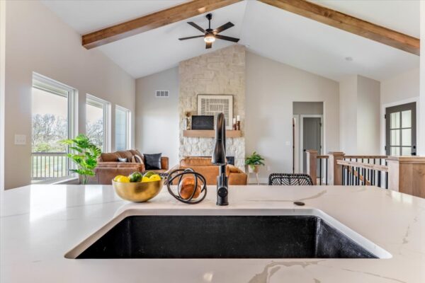 18-5742 N. Edwards Ct-18 18-5742 N. Edwards Ct-18