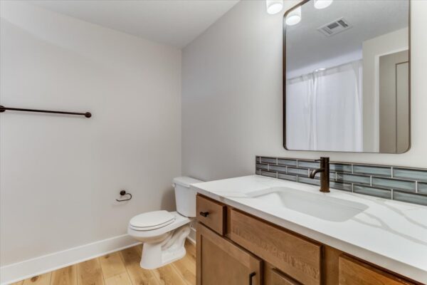 23-5742 N. Edwards Ct-23 23-5742 N. Edwards Ct-23