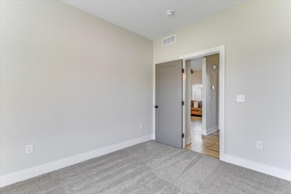 33-5742 N. Edwards Ct-33 33-5742 N. Edwards Ct-33