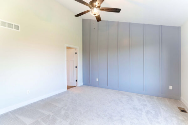 5440 N St Paul St (23) 5440 N St Paul St (23)